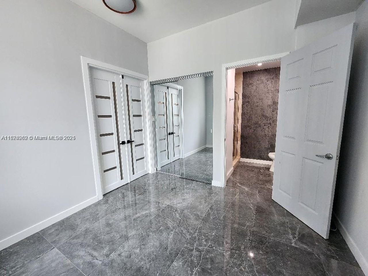 2146 Van Buren St - Photo 7 of 19