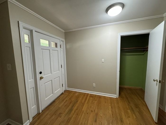 1101 Winston Dr - Photo 2 of 30