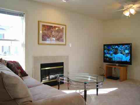 2626 E Oaklawn Ct #2626 - Photo 2 of 16