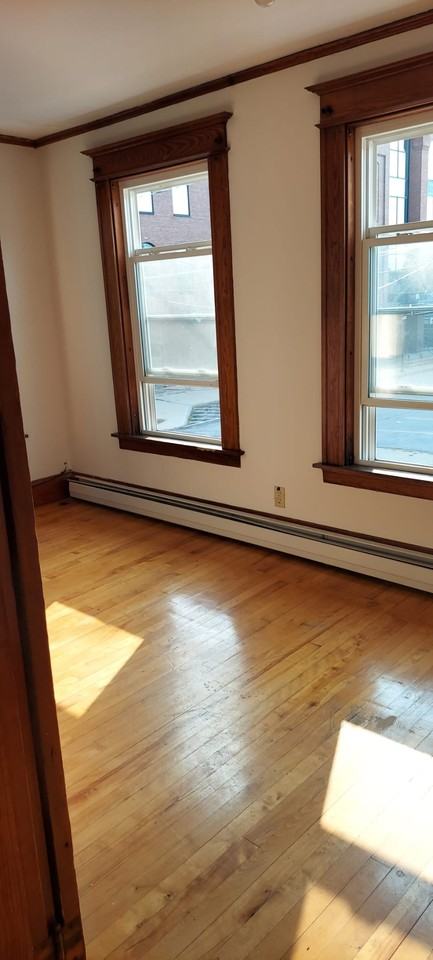 7 Academy St #7B - Photo 2 of 12