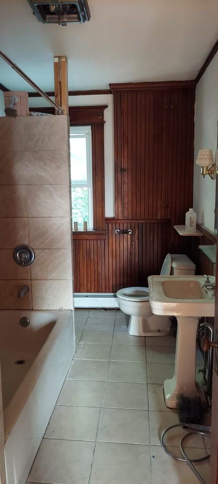 7 Academy St #7B - Photo 3 of 12