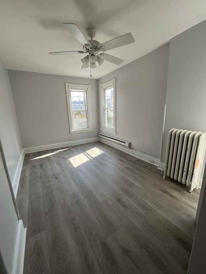332 Franklin St #2 - Photo 3 of 14