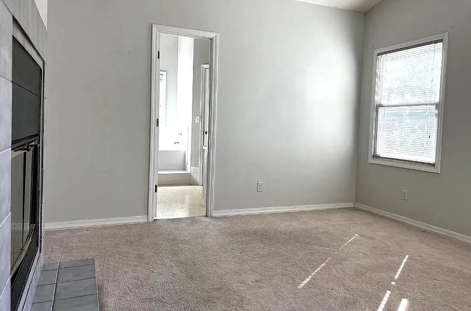 821 W Rosewood Dr #NA - Photo 6 of 17