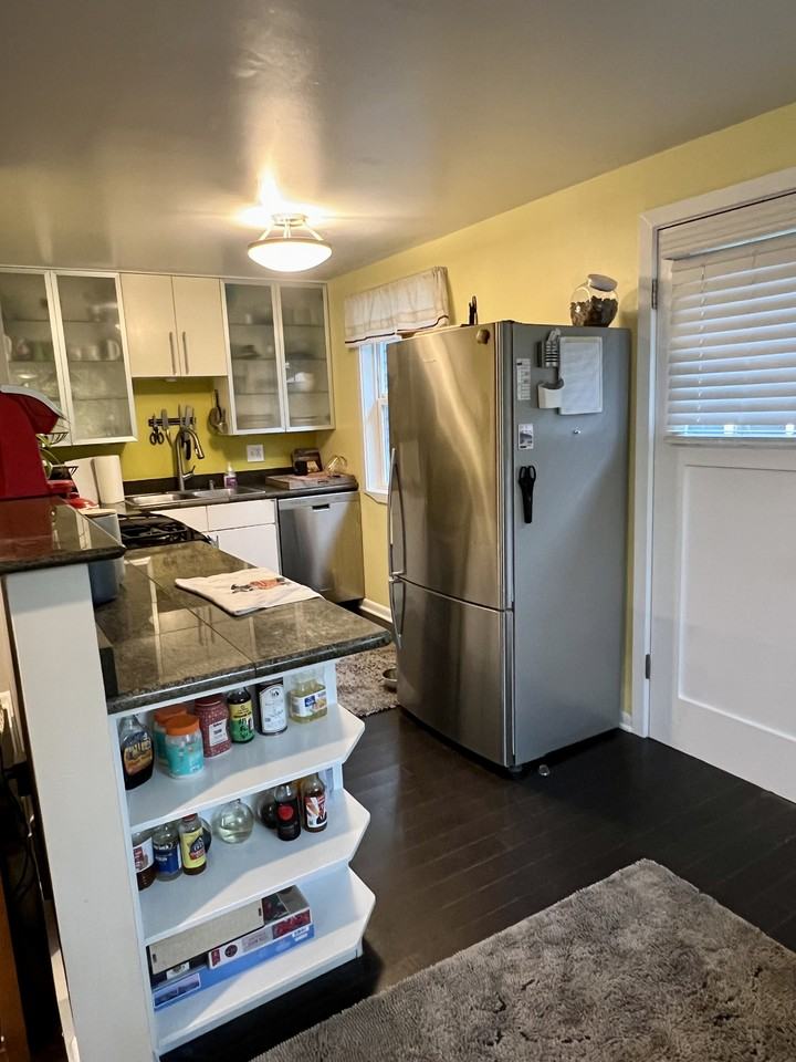 526 N 84th St #NA - Photo 4 of 9