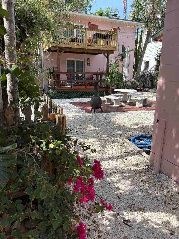 107 13th Ave N - Photo 5 of 14