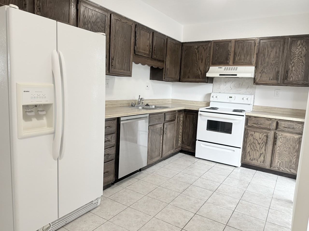 5025 N Carefree Cir #1 - Photo 3 of 9