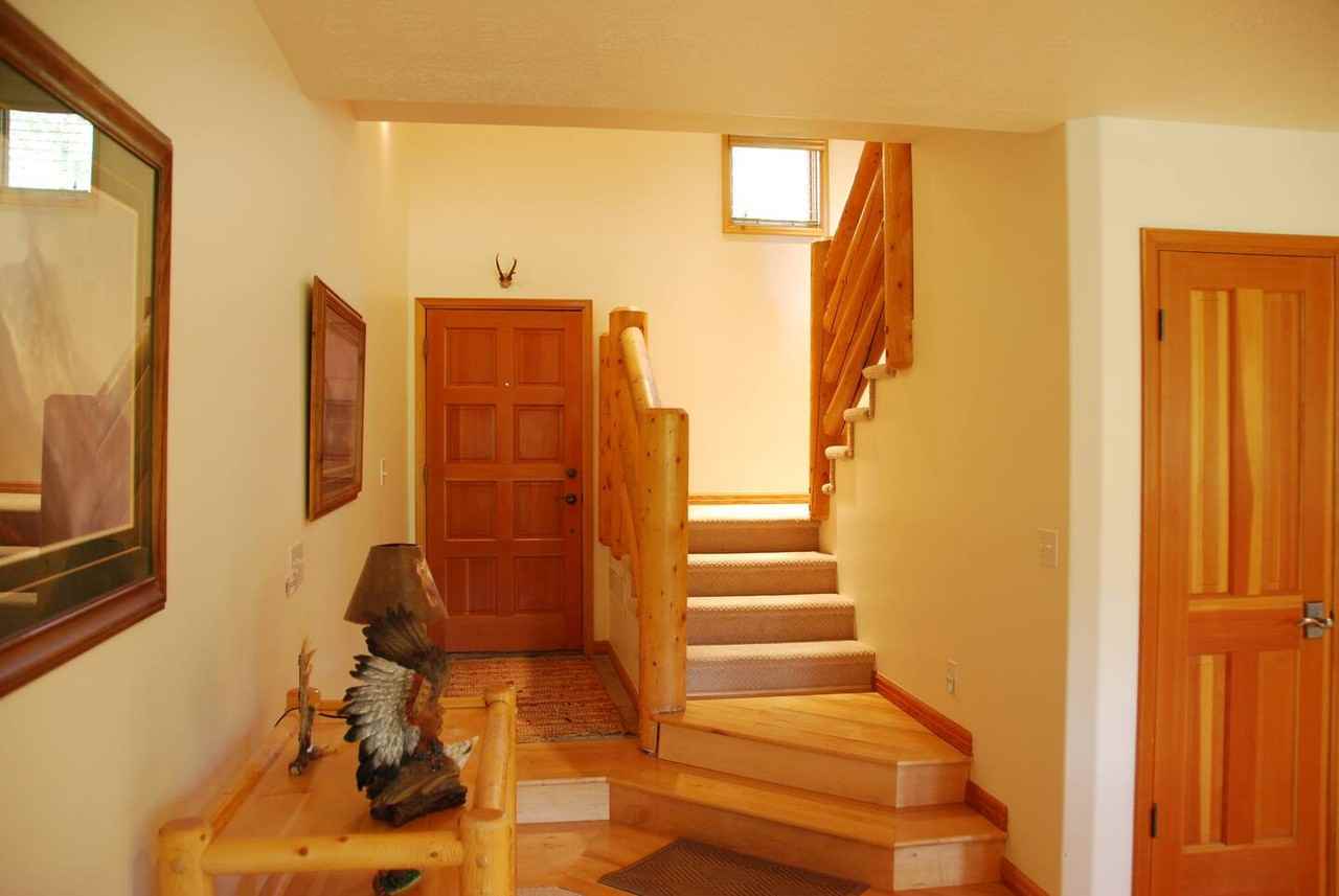 2410 Deer Lake Dr #NA - Photo 4 of 13