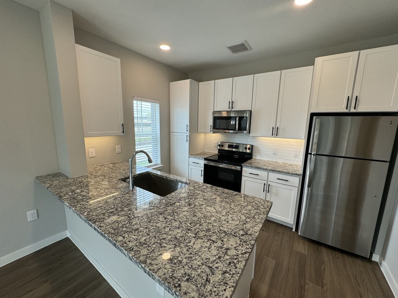 Gruene Vineyard Crossing & Gruene Ests - Photo 5 of 21