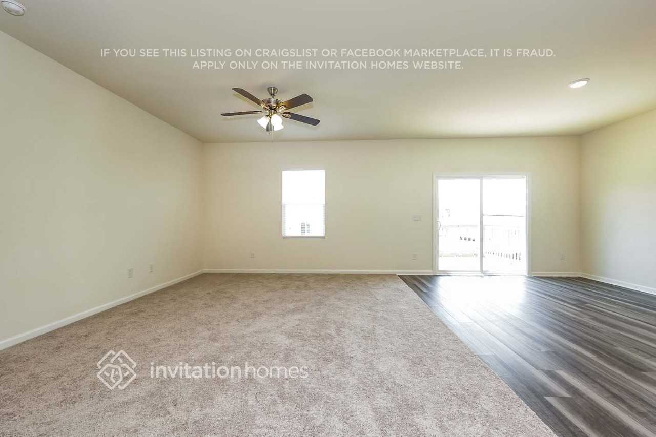 3573 Fellowship Rd - Photo 4 of 18