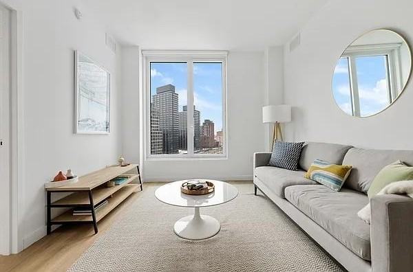 Waverly Ave #9D - Photo 2 of 20