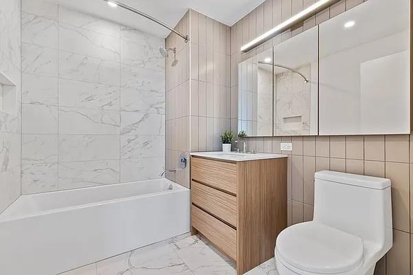 Waverly Ave #9K - Photo 4 of 14