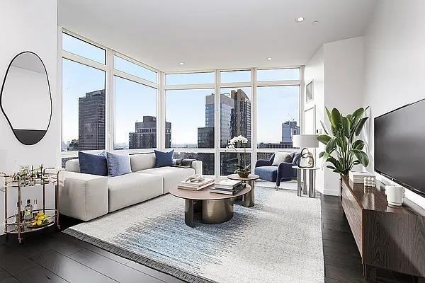 W 33rd St #30A - Photo 2 of 20