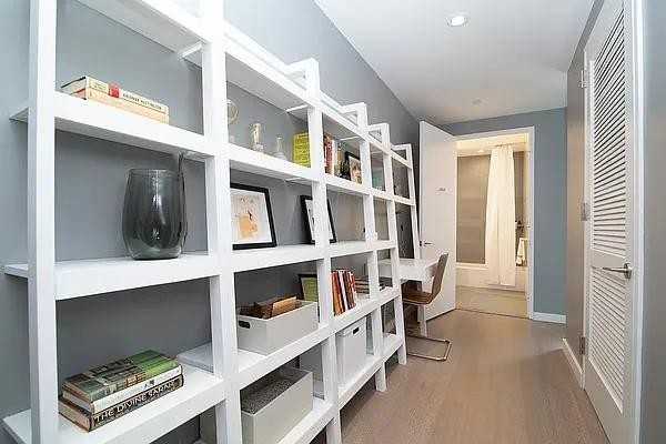 W 33rd St #37G - Photo 3 of 15