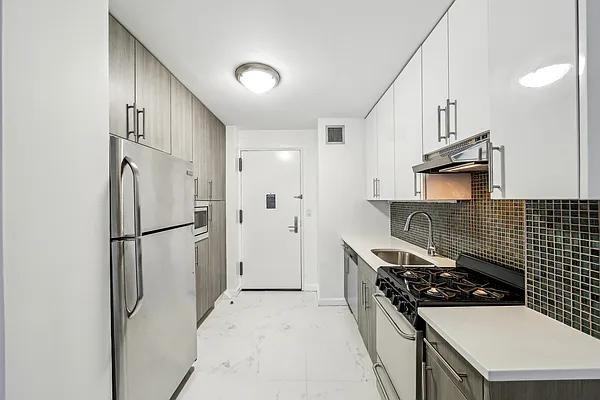 W 57th St #08F - Photo 2 of 20