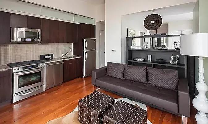 W 48th St #5B - Photo 2 of 20