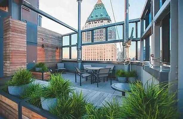 W 48th St #5B - Photo 4 of 20