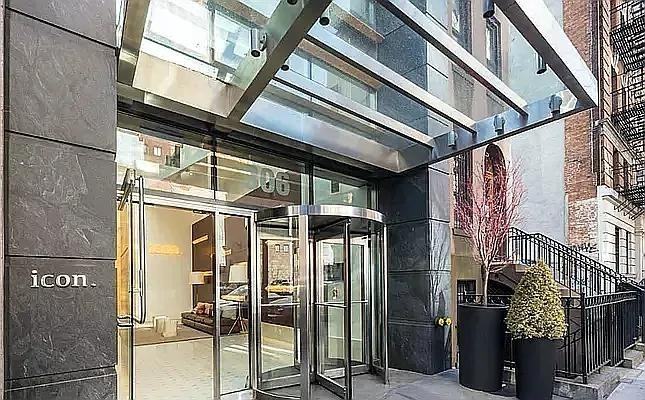 W 48th St #5B - Photo 5 of 20