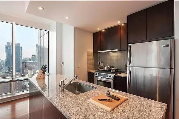 W 48th St #16C - Photo 3 of 20