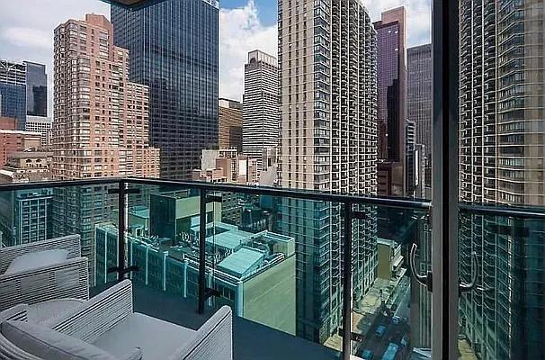 W 48th St #16C - Photo 5 of 20