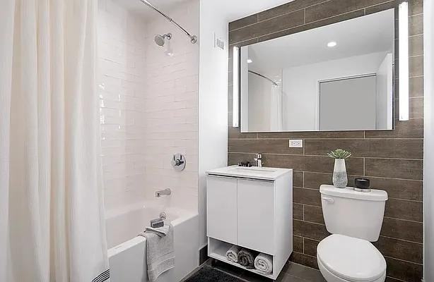 11th St #12G - Photo 6 of 18