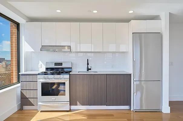 11th St #4K - Photo 5 of 18