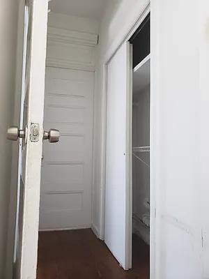 W 49th St #802 - Photo 7 of 7