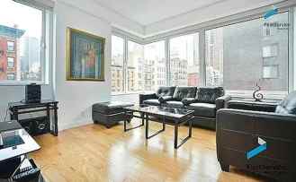 W 46th St #7 - Photo 1 of 1