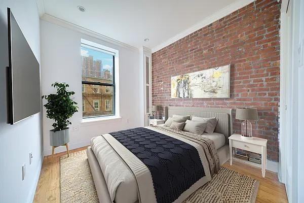 W 47th St #5I - Photo 5 of 20