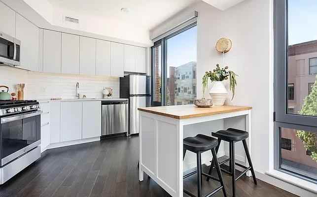 Grand Ave #601 - Photo 3 of 20