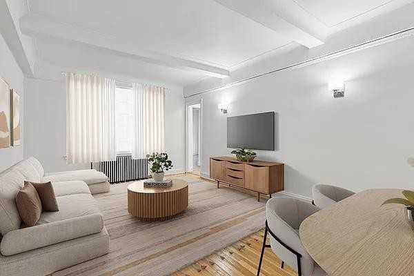 W 34th St #2H - Photo 2 of 20