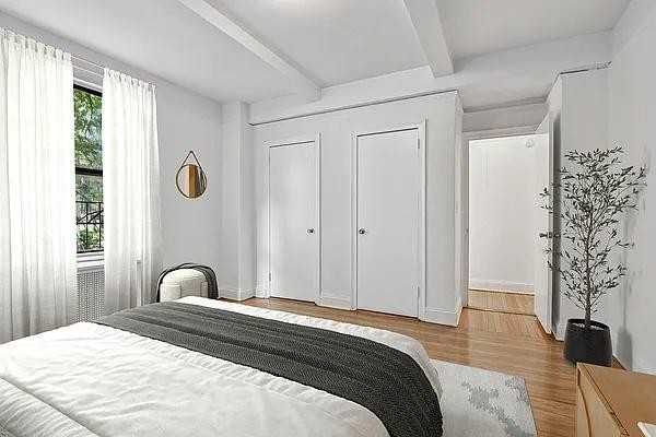 W 34th St #2H - Photo 5 of 20