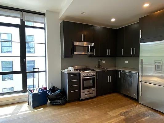 Nassau St #7M - Photo 4 of 20