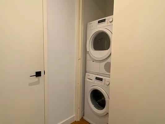 Nassau St #7M - Photo 6 of 20