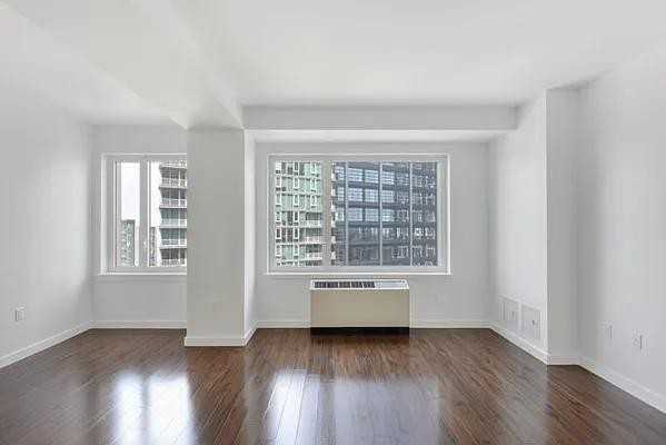 Dekalb Ave #12F - Photo 4 of 6