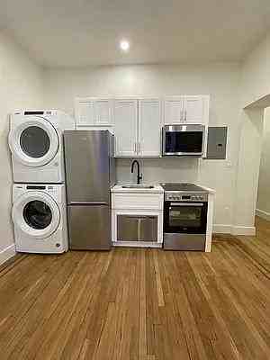 W 57th St #4B - Photo 2 of 20