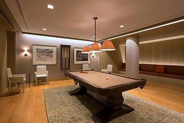 W 39th St #11B - Photo 6 of 12