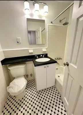 W 57th St #7G - Photo 6 of 6