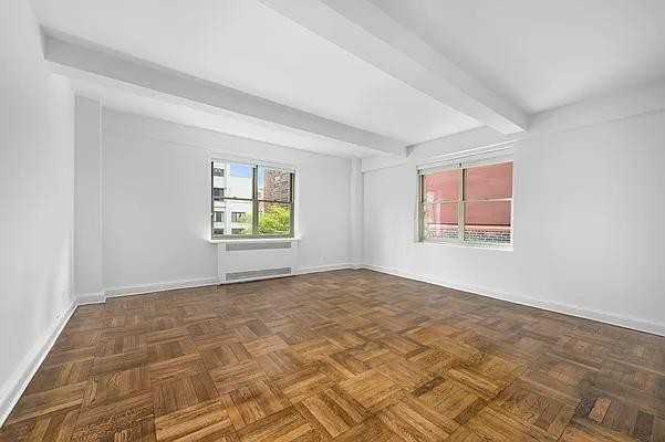 E 57th St #05G - Photo 7 of 11