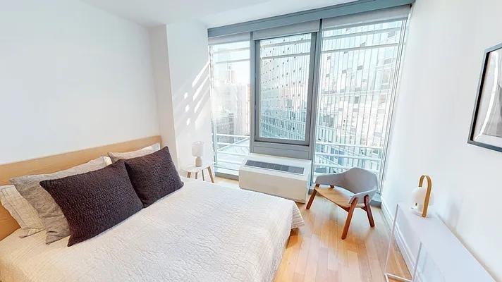 W 54th St #543 - Photo 3 of 20