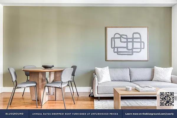 W 91st St #1127 - Photo 3 of 20