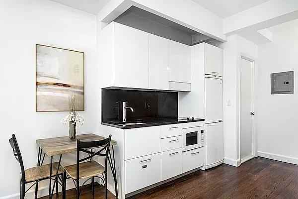 W 91st St #1214 - Photo 3 of 16