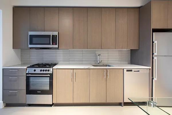 Fleet Pl #6M - Photo 3 of 20