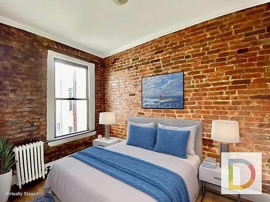 E 13th St #33 - Photo 4 of 5