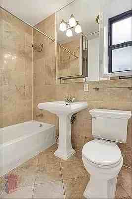 E 5th St #8 - Photo 4 of 14