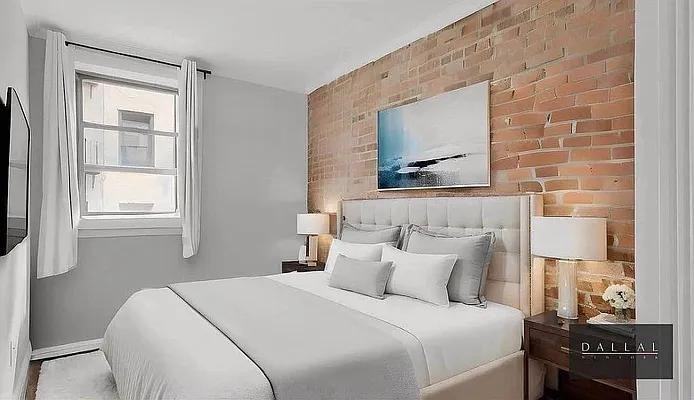 E 29th St #4N - Photo 3 of 20