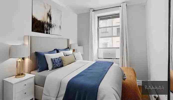 E 29th St #4N - Photo 4 of 20