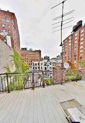 E 29th St #4N - Photo 6 of 20