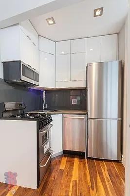 E 29th St #2N - Photo 7 of 17