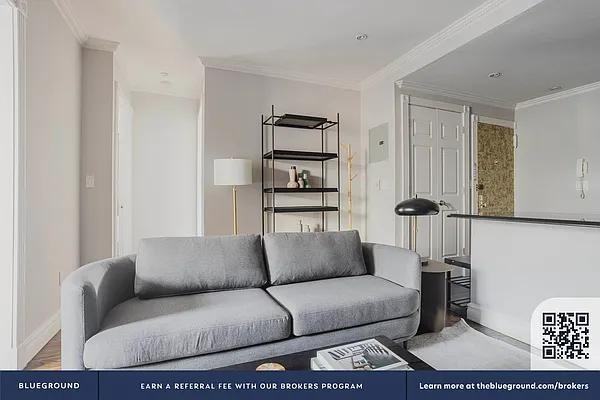 E 75th St #5CD - Photo 4 of 20