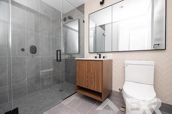 Cropsey Ave #2606 - Photo 7 of 20